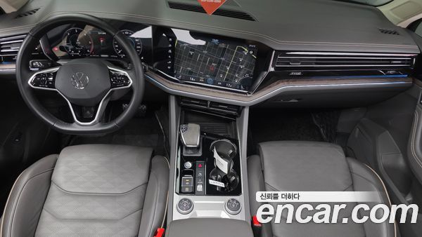 Volkswagen Touareg 2023, фото 7