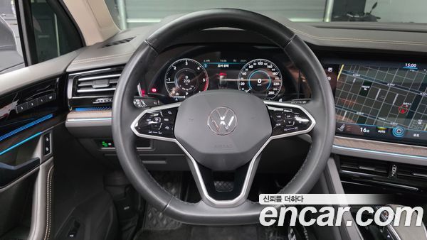 Volkswagen Touareg 2023, фото 12