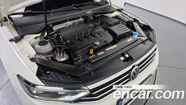 Volkswagen Passat 2021, фото 6