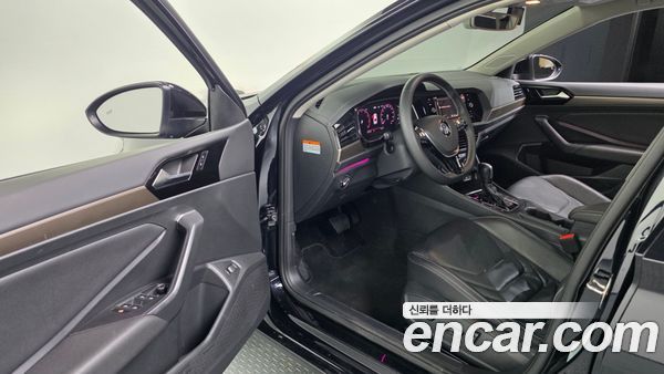 Volkswagen Jetta 2021, фото 13