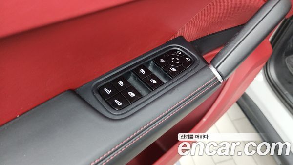 Porsche Cayenne 2020, фото 29