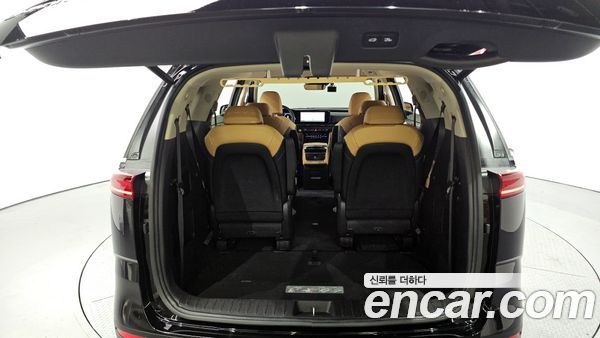 Kia Carnival 2023, фото 26