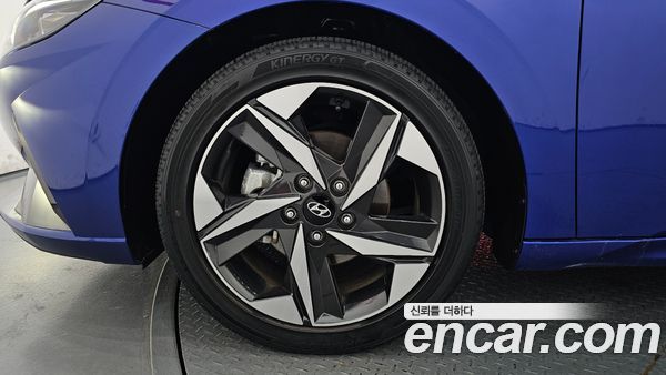 Hyundai Elantra 2021, фото 5