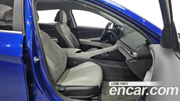 Hyundai Elantra 2021, фото 10