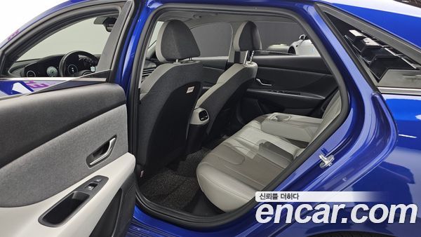 Hyundai Elantra 2021, фото 12