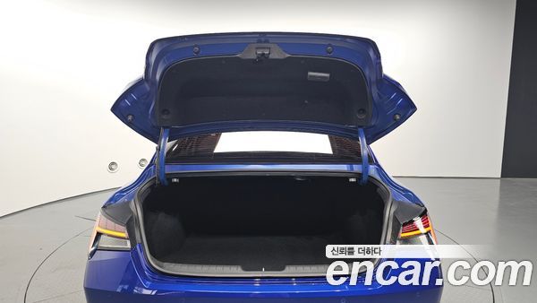 Hyundai Elantra 2021, фото 20