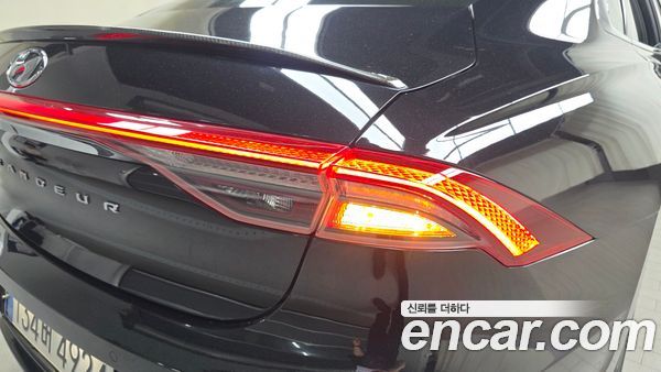 Hyundai Grandeur 2022, фото 9