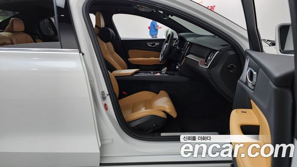 Volvo S60 2024, фото 16