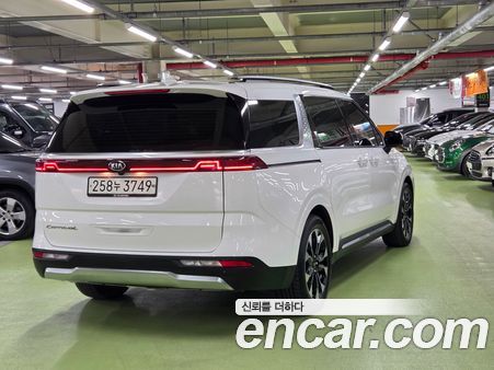 Kia Carnival 2021, фото 5