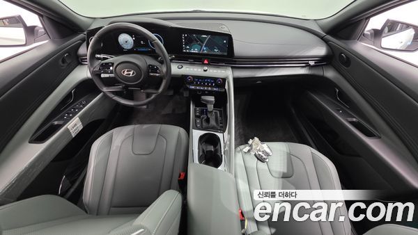 Hyundai Elantra 2024, фото 10