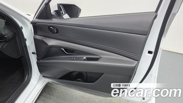 Hyundai Elantra 2024, фото 14