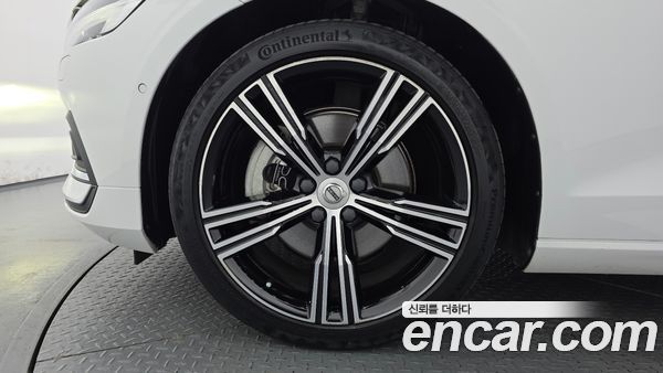 Volvo S60 2021, фото 4