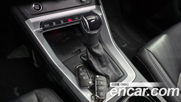 Audi Q3 2023, фото 12