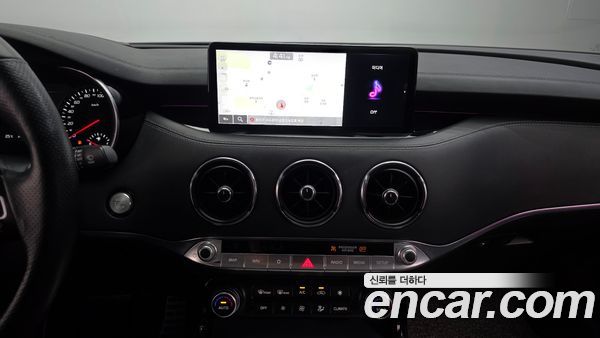 Kia Stinger 2022, фото 14