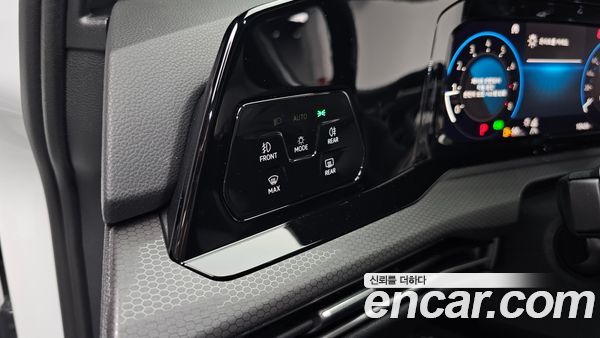 Volkswagen Golf 2024, фото 30
