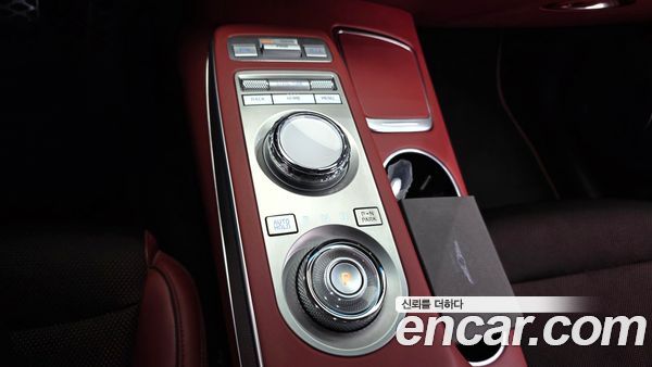 Genesis GV70 2021, фото 12