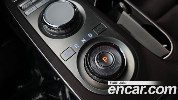 Genesis GV70 2024, фото 12