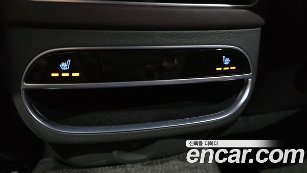 Genesis GV70 2024, фото 30