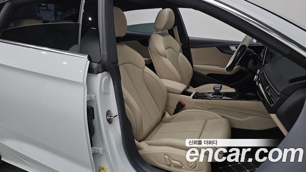 Audi A5 2021, фото 15