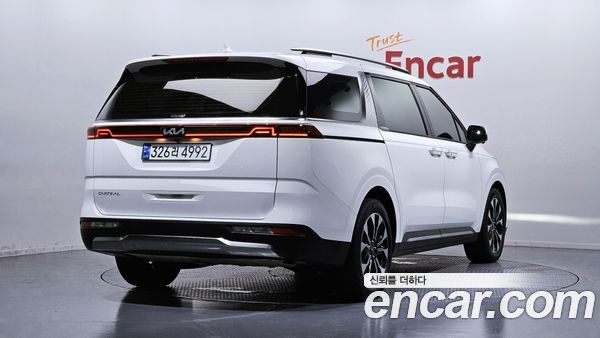 Kia Carnival 2023, фото 2