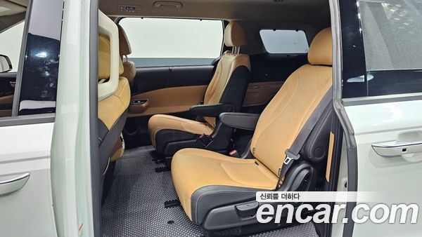 Kia Carnival 2023, фото 11