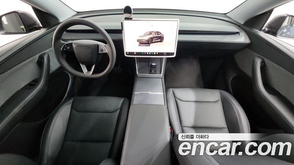 Tesla Model Y 2025, фото 10