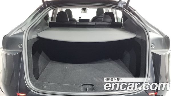 Tesla Model Y 2025, фото 24