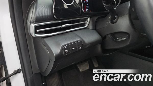 Hyundai Elantra 2021, фото 25