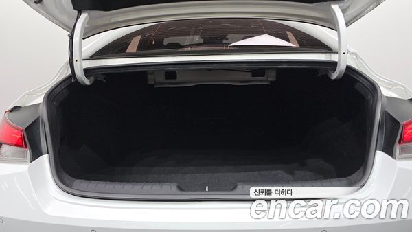 Hyundai Elantra 2021, фото 26