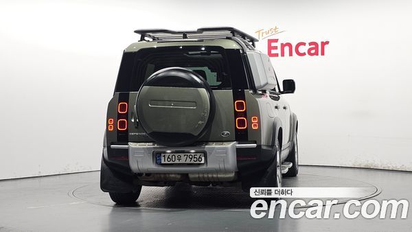 Land Rover Defender 2022, фото 4