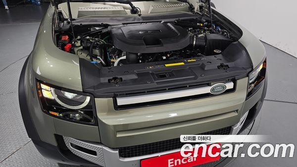 Land Rover Defender 2022, фото 6