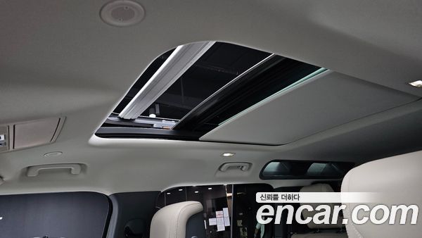 Land Rover Defender 2022, фото 25