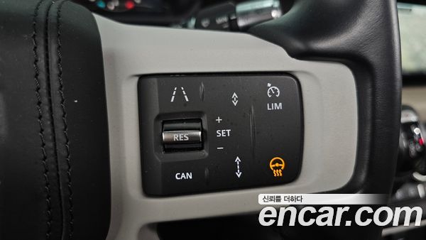 Land Rover Defender 2022, фото 32