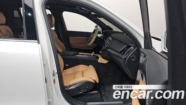 Volvo XC90 2021, фото 16