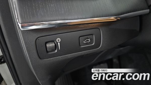 Volvo XC90 2021, фото 27