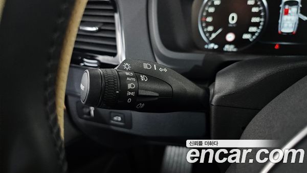 Volvo XC90 2021, фото 29