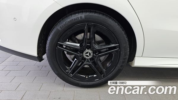 Mercedes-Benz CLA 2022, фото 5