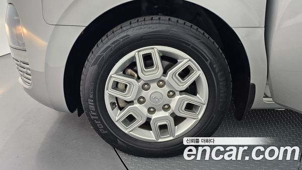 Hyundai Staria 2022, фото 5