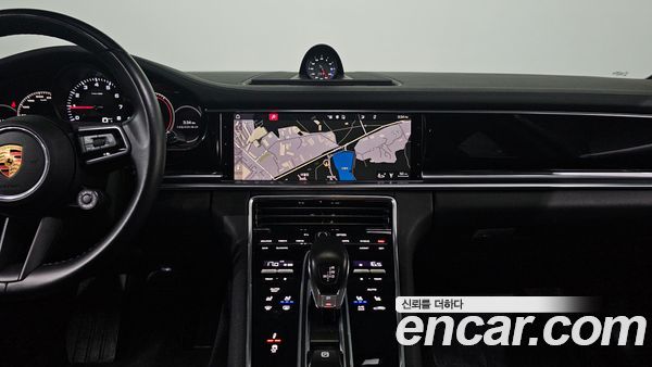 Porsche Panamera 2021, фото 30