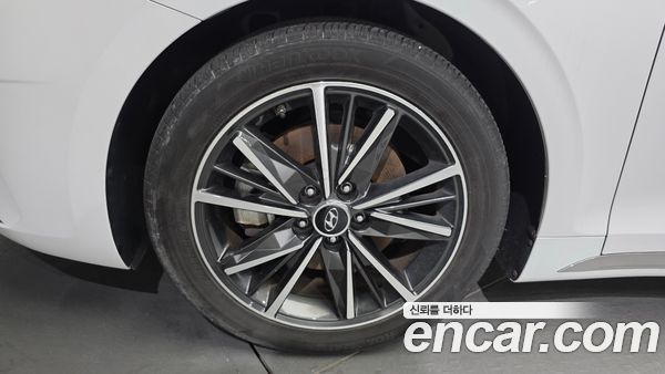 Hyundai Grandeur 2023, фото 5