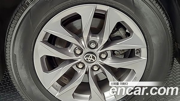 Toyota Sienna 2021, фото 5