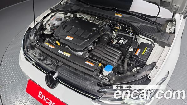 Volkswagen Golf 2024, фото 6