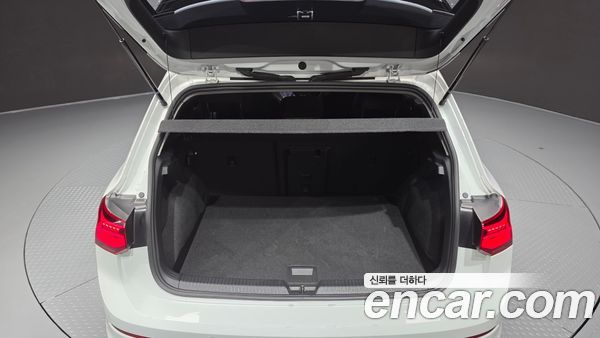Volkswagen Golf 2024, фото 20