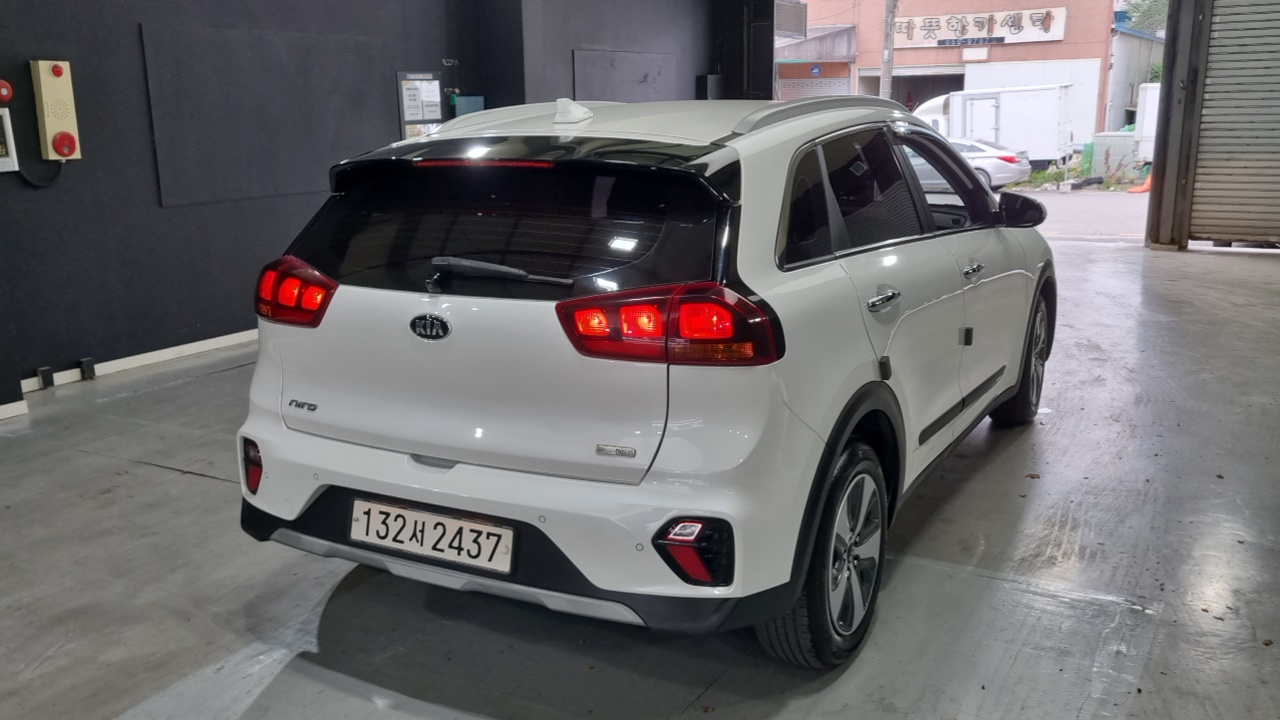 Kia Niro 2021, фото 2