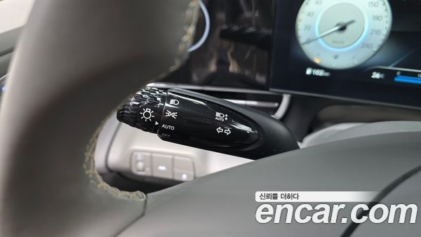 Hyundai Elantra 2023, фото 31