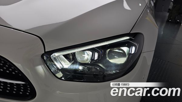 Mercedes-Benz E-Class 2023, фото 7