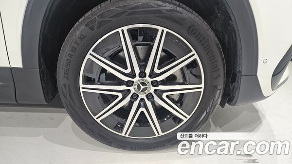Mercedes-Benz EQB 2026, фото 5