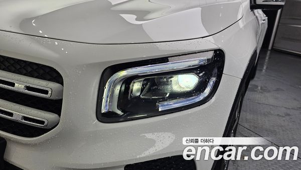 Mercedes-Benz GLB 2022, фото 8
