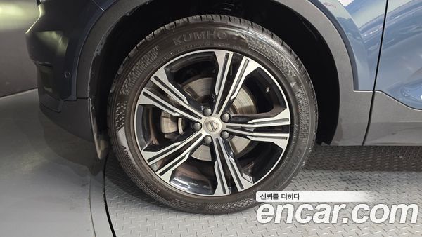 Volvo XC40 2022, фото 5