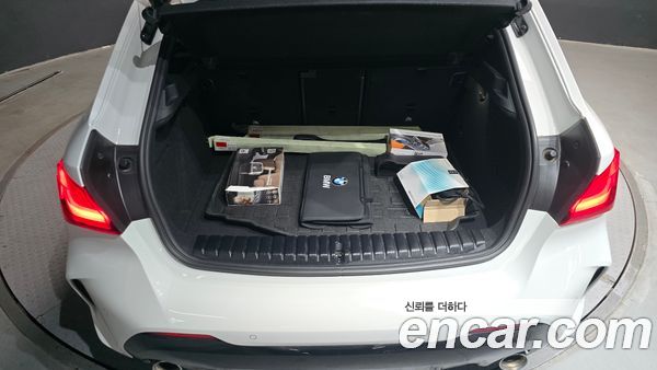 BMW 1 Series 2022, фото 31